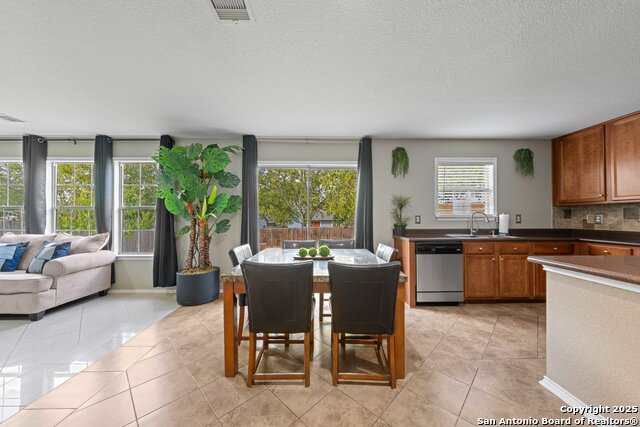 Image 13 of 37 For 12903 Thomas Sumter