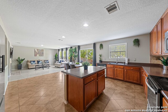 Image 15 of 37 For 12903 Thomas Sumter