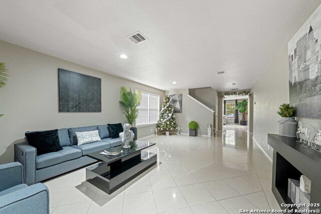 Image 6 of 37 For 12903 Thomas Sumter