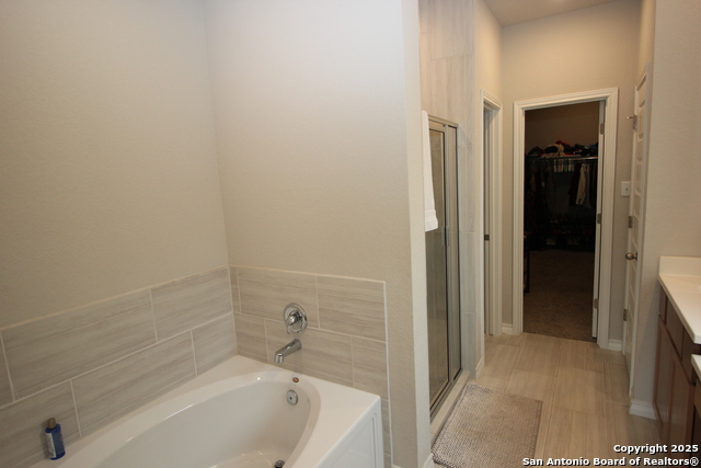 Listing photo id 14 for 12228 Buckaroo Ranch