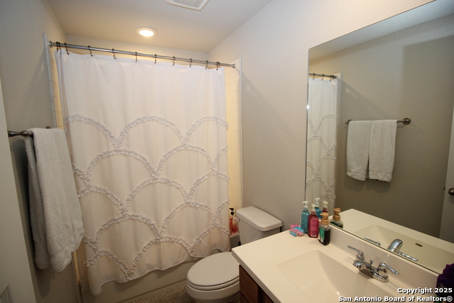 Listing photo id 26 for 12228 Buckaroo Ranch