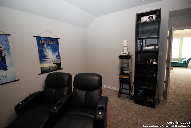 Listing photo id 35 for 12228 Buckaroo Ranch