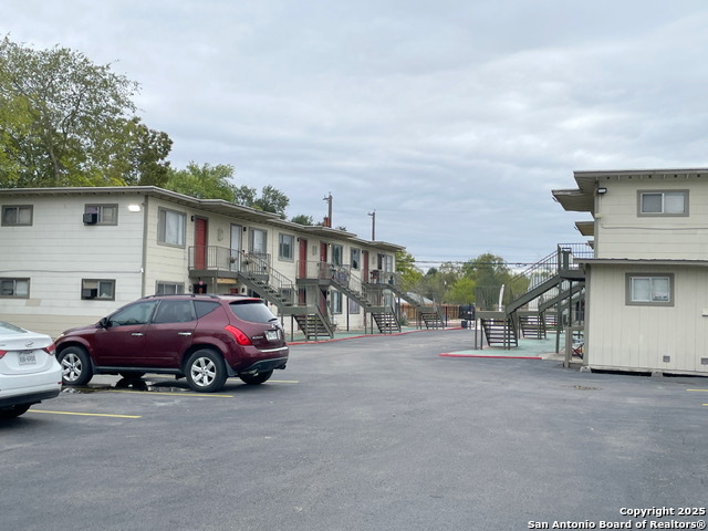 Image 8 of 10 For 347 Ware 18