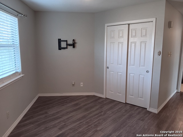 Image 16 of 30 For 8408 Echo Creek