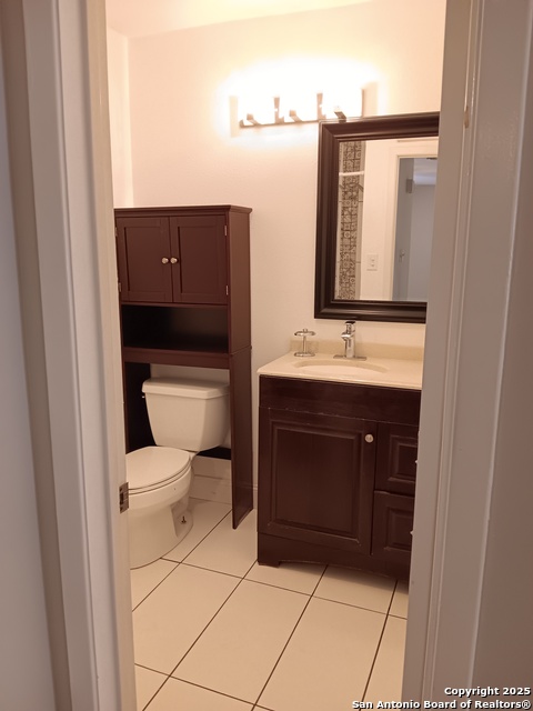 Image 20 of 30 For 8408 Echo Creek