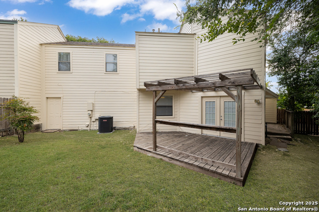 Image 26 of 30 For 8408 Echo Creek