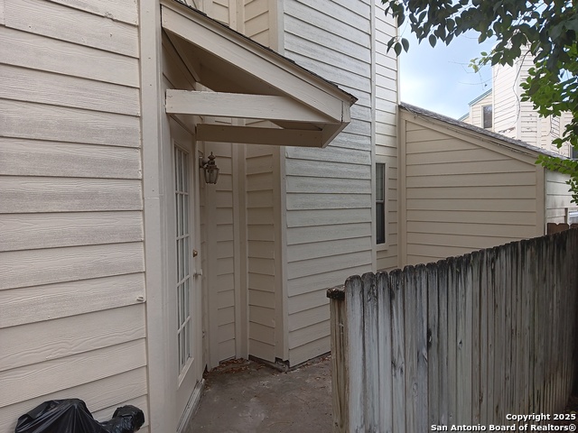 Image 29 of 30 For 8408 Echo Creek