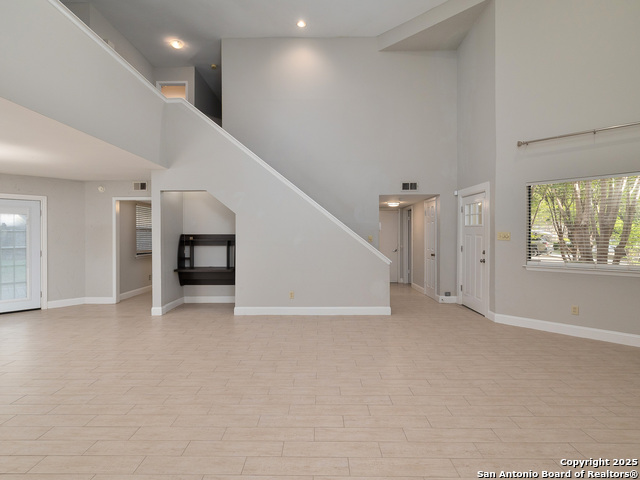 Image 3 of 30 For 8408 Echo Creek