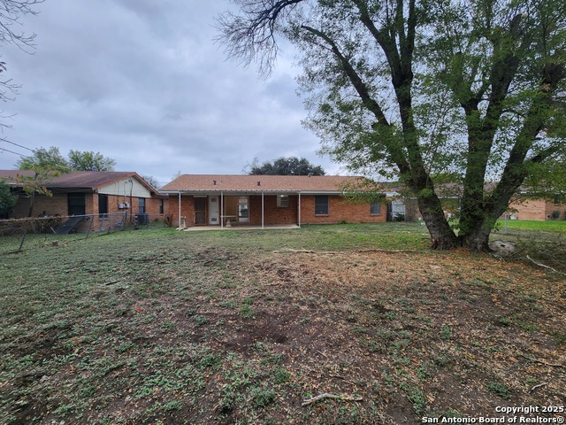 Image 30 of 30 For 4906 Bernadine