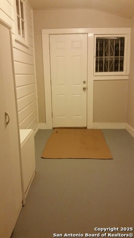 Image 2 of 43 For 410 S. Park Blvd.