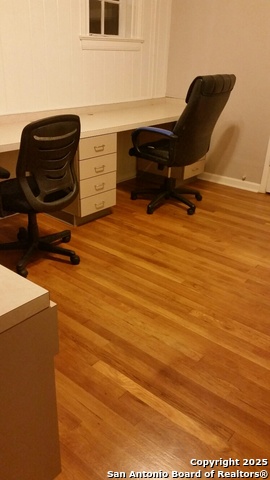 Image 20 of 43 For 410 S. Park Blvd.