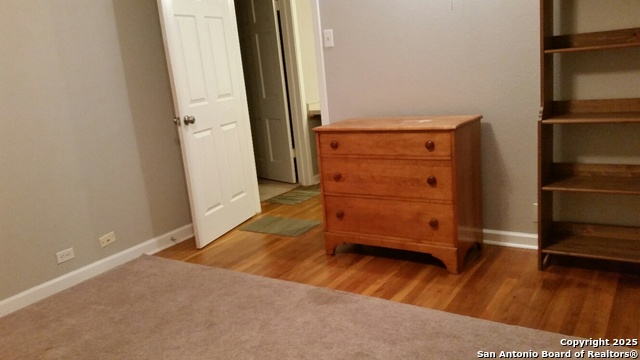 Image 23 of 43 For 410 S. Park Blvd.