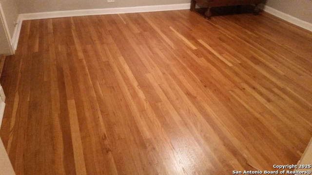 Image 41 of 43 For 410 S. Park Blvd.