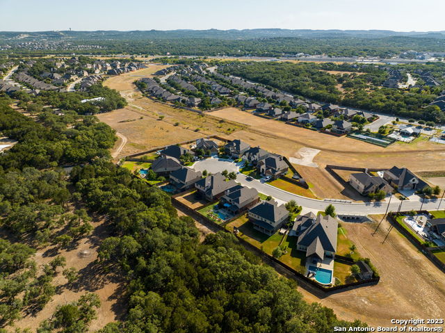 Image 12 of 59 For 8418 Mystic Chase