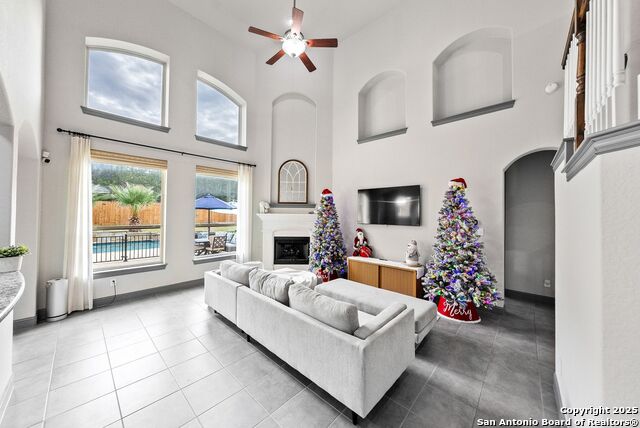 Image 15 of 59 For 8418 Mystic Chase