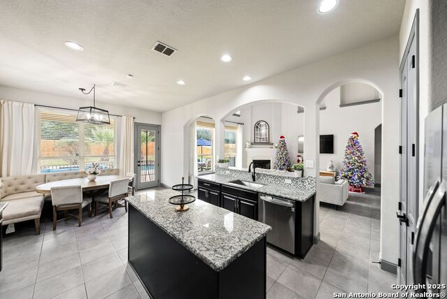 Image 19 of 59 For 8418 Mystic Chase