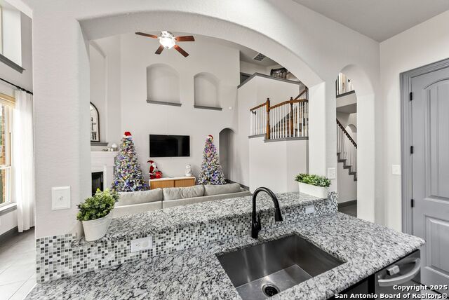 Image 20 of 59 For 8418 Mystic Chase