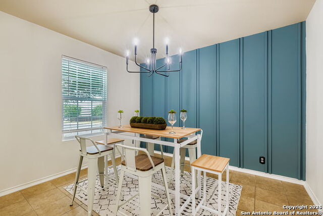 Image 4 of 43 For 11306 Camp Creek Trail