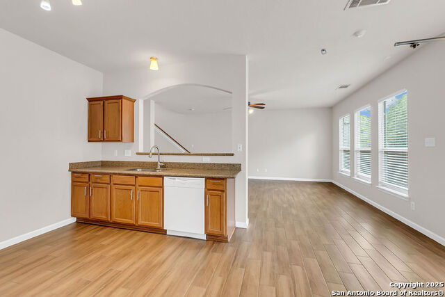 Image 3 of 12 For 791 Sycamore Moon