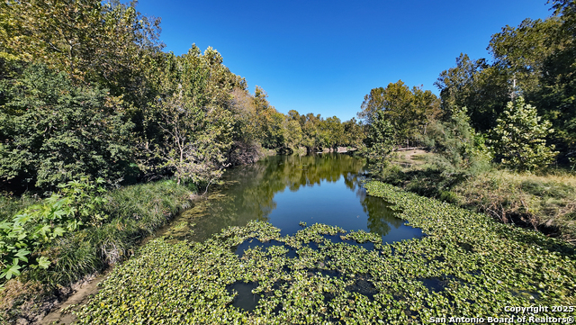 Listing photo id 0 for 10485 Fm 466