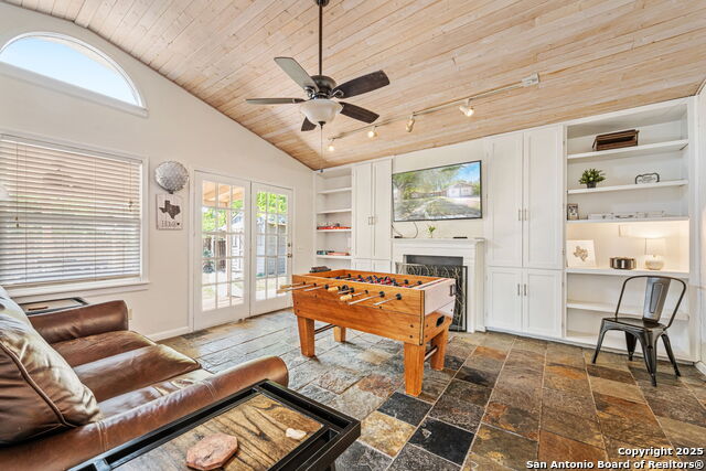 Image 11 of 31 For 122 Brees