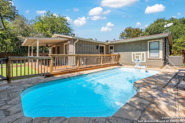 Image 26 of 31 For 122 Brees