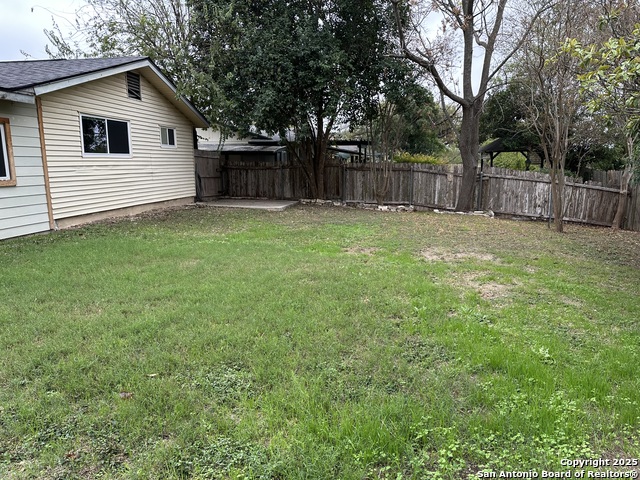 Image 23 of 25 For 13639 Oak