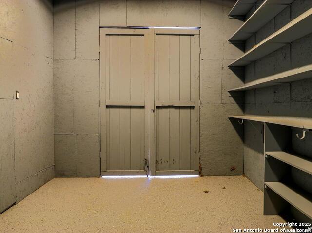 Image 14 of 17 For 426 Buckingham