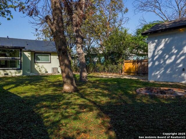 Image 16 of 17 For 426 Buckingham