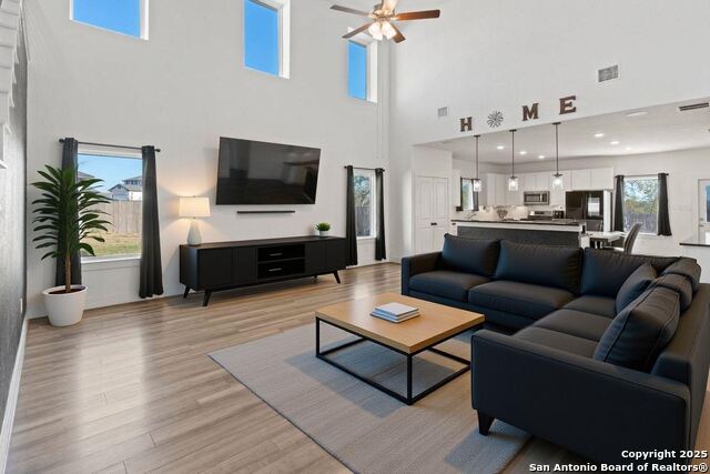 Image 13 of 34 For 8823 Catnip Pass