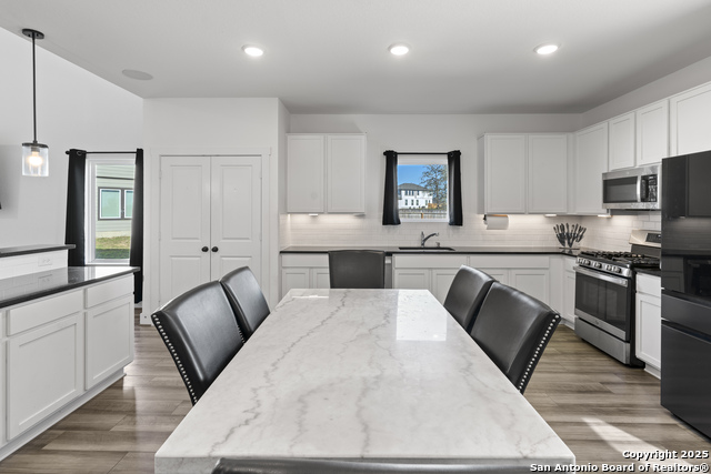 Image 18 of 34 For 8823 Catnip Pass