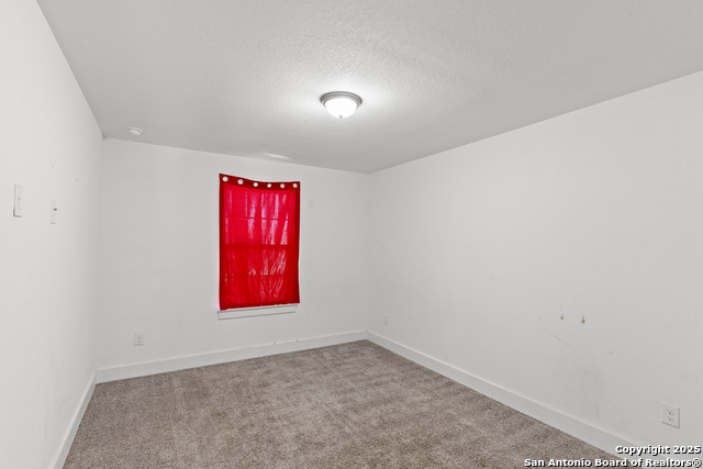 Image 31 of 34 For 8823 Catnip Pass