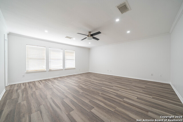 Image 11 of 52 For 404 Ashley Park