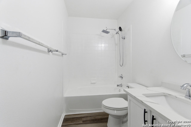 Image 47 of 52 For 404 Ashley Park