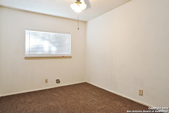 Image 17 of 19 For 7318 Corian Park Dr