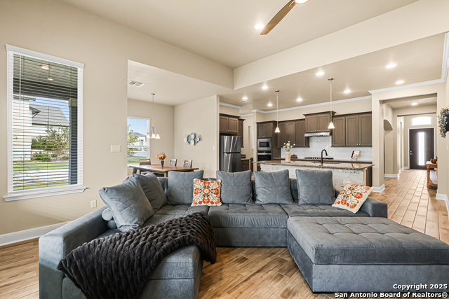 Image 10 of 42 For 27103 Coltens Canyon