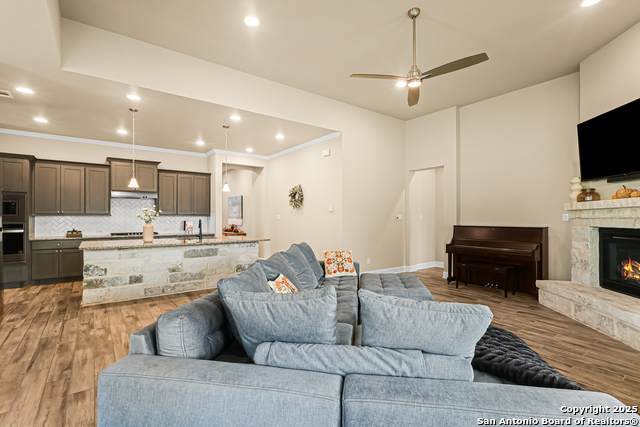 Image 11 of 42 For 27103 Coltens Canyon