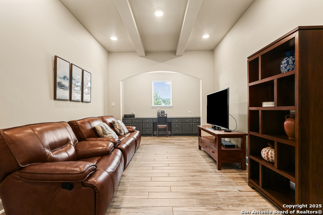 Image 17 of 42 For 27103 Coltens Canyon