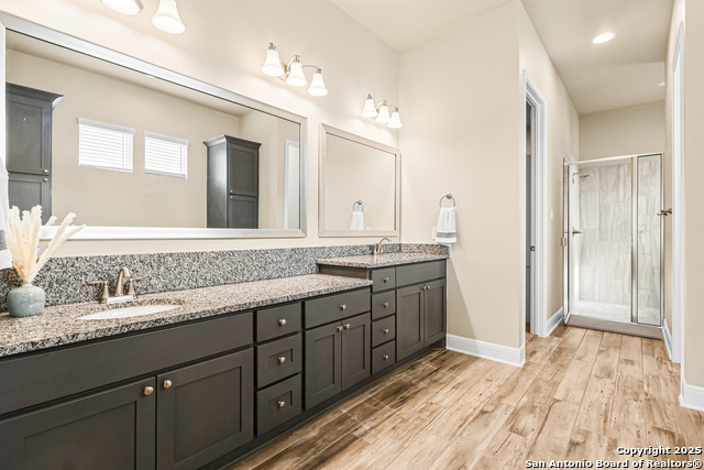 Image 22 of 42 For 27103 Coltens Canyon