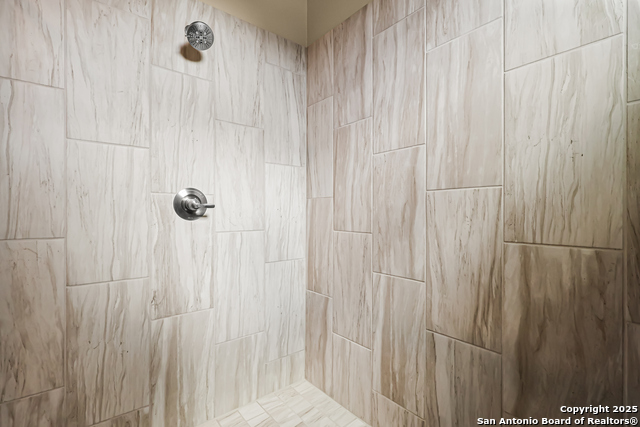 Image 25 of 42 For 27103 Coltens Canyon