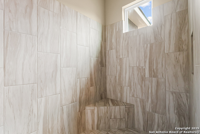 Image 26 of 42 For 27103 Coltens Canyon