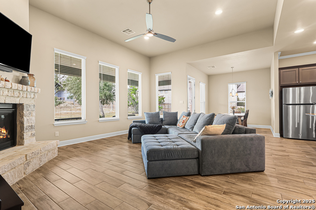 Image 9 of 42 For 27103 Coltens Canyon