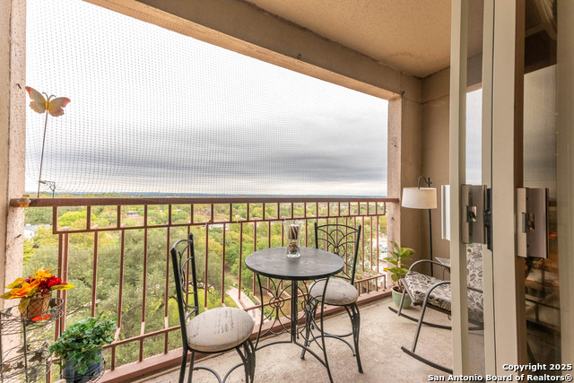 Image 4 of 23 For 1 Towers Park Lane Ne 701