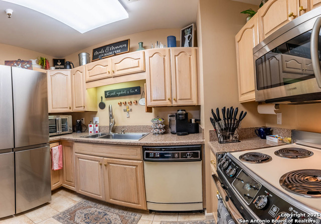 Image 5 of 23 For 1 Towers Park Lane Ne 701