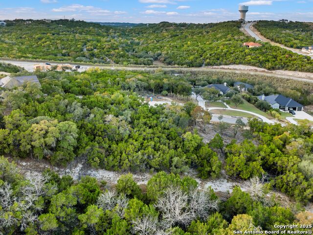 Image 6 of 8 For 22306 White Doe Pass