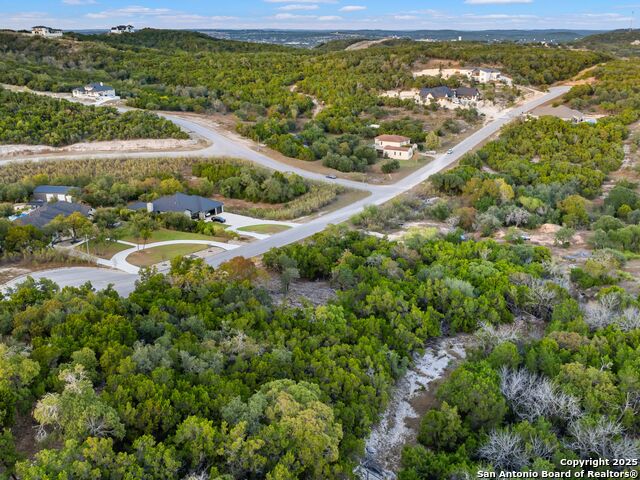 Image 7 of 8 For 22306 White Doe Pass