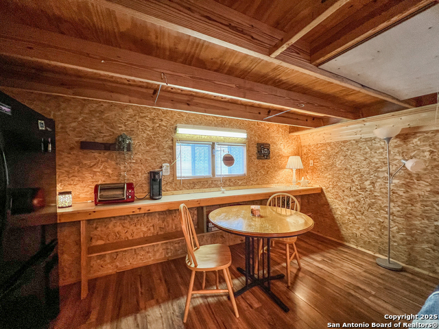 Image 10 of 13 For 1741 Valley B