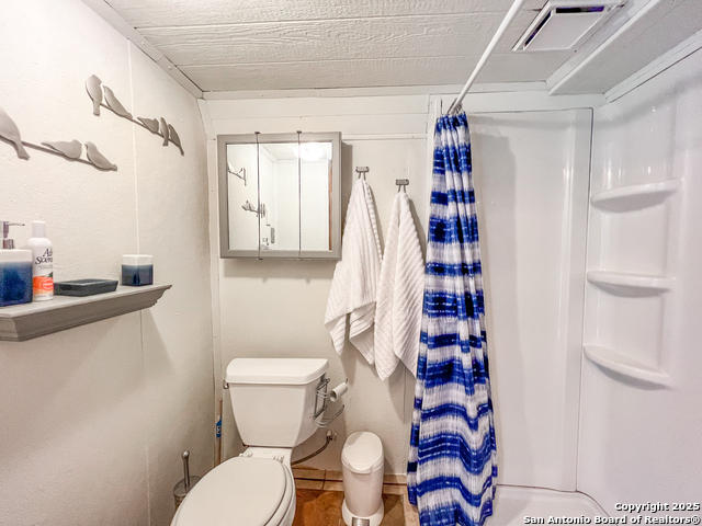 Image 9 of 13 For 1741 Valley B