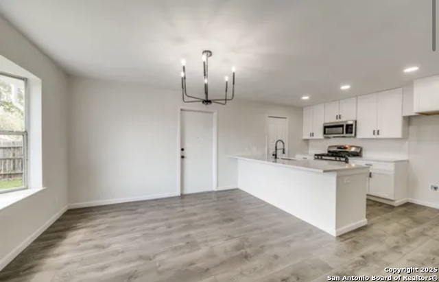 Image 3 of 16 For 14602 Edgemont