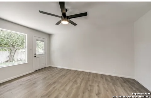 Image 4 of 16 For 14602 Edgemont